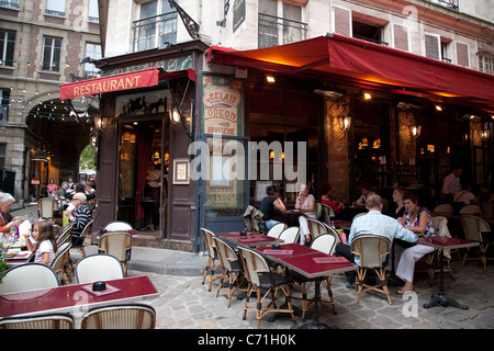 Relais-Restaurant und Cafe; Cour du Commerce St Andre Straße; Paris; Frankreich Stockfoto