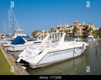 Blick auf den Hafen von Sotogrande Stockfoto