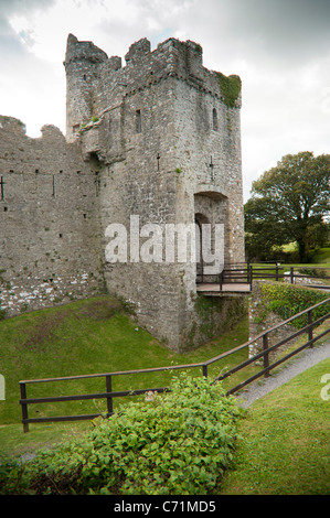 Manorbier Schloss Eingang Torturm, Pembrokeshire Coast National Park, Wales UK, Sommer 2011 Stockfoto