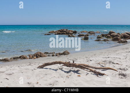 Sardinien Strand mit Kristall und blauem Wasser an den Küsten Stockfoto