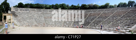 Panoramablick auf Epidaurus, griechisches Theater, Peloponnes, Griechenland Stockfoto