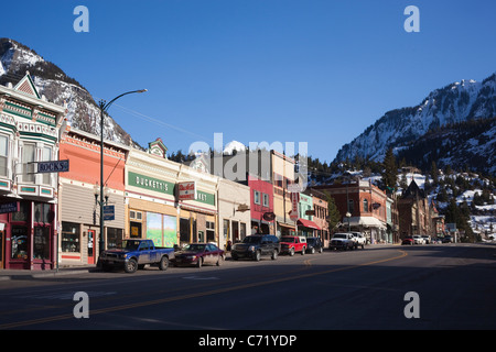 Sehen Sie die Hauptstraße entlang des Ouray, Colorado. Stockfoto