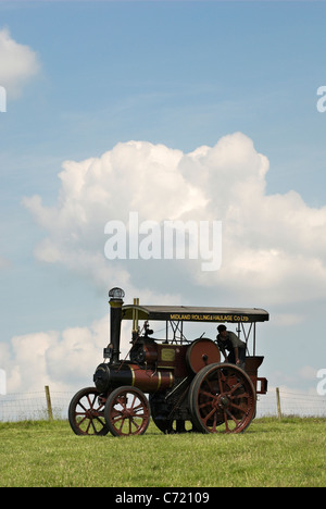 Ein Tasker B2 4nhp Traktor, 1908 gebaut und hier bei der Wiston Steam Rally in West Sussex abgebildet. Stockfoto