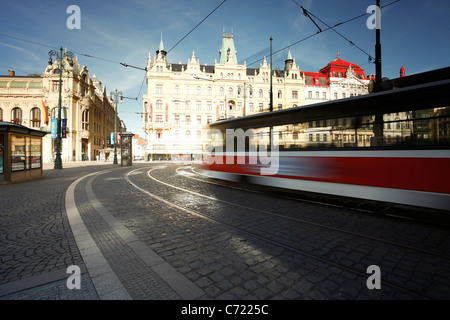 Straßenbahnen im Namesti Republiky, Nove Mesto, Tschechien, Prag Stockfoto