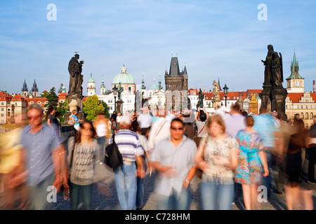 Karlsbrücke, Prag, UNESCO World Heritage Site, Tschechische Republik, Europa Stockfoto