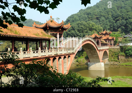 Haoshang Brücke, Dafo, Leshan, China Stockfoto