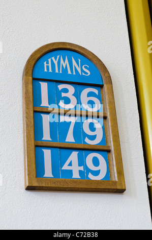 Hymne-Board in einer Kirche Stockfoto