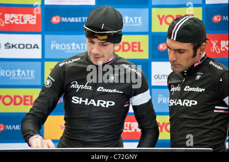 anmelden auf der 2011 Tour of Britain Stufe eins in Peebles, Scottish Borders Stockfoto