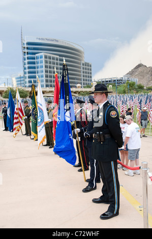 Die Ehre bewachen die September 11 Healing Feld, Tempe, Arizona, Vereinigte Staaten (ein Haboob kann nähert sich im Hintergrund gesehen werden) Stockfoto