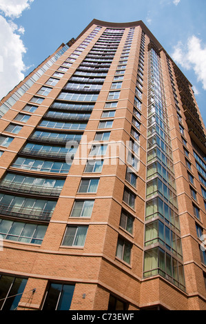 Ein hohes Gebäude auf Präsident Straße in Baltimore Maryland USA Stockfoto