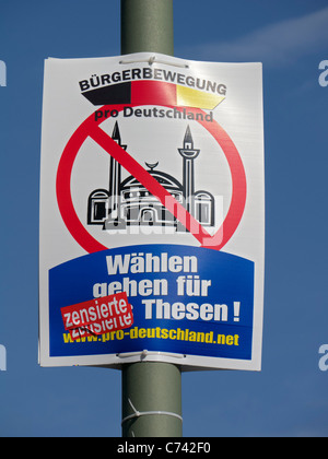 Anti-islamische politische Wahlplakat von pro Deutschland Bewegung Bürgerpartei in Berlin Deutschland vor Wahlen am 18 Sept Stockfoto