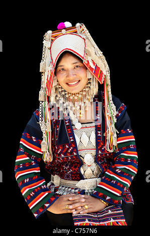 Akha Frau trägt eine PhameeAkha Kostüm in Chiang Rai, Thailand, Asien. Stockfoto