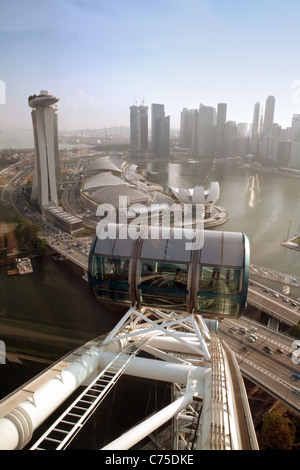 Blick auf Singapur Stadt Skyline und Marina Bay Gegend von Singapore Flyer, Singapur Asien Stockfoto