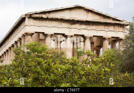 Ruinen der Tempel des Hephaistos in der antiken Agora von Athen, Griechenland Stockfoto