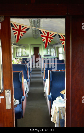 Dorset Dampf Zug Wagen gekleidet von österreichischen Starkoch Sarah Wiener für German TV Stockfoto