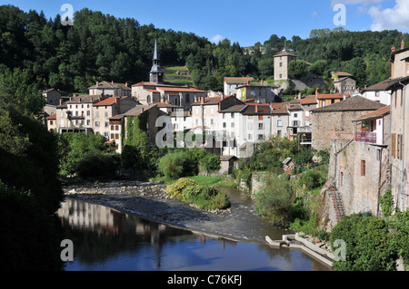 Dore Fluss, Olliergues, Parc naturel régional Livradois-Forez, Puy-De-Dôme, Auvergne, Frankreich Stockfoto