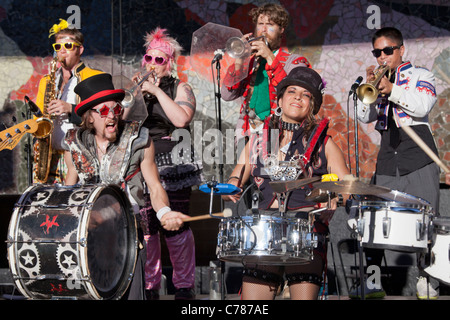 März vierten Marching Band beim Bumbershoot 2011, Seattle, Washington, USA Stockfoto