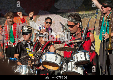 März vierten Marching Band beim Bumbershoot 2011, Seattle, Washington, USA Stockfoto