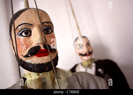 Nahe der von einer großen männlichen sizilianische Marionette / Marionette mit Schnurrbart Stockfoto