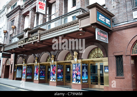 Prince Edward Theatre in der Old Compton Street zeigt Jersey Boys musical, London, UK Stockfoto