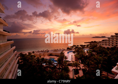 Sunrise Cancun Mexiko Stockfoto