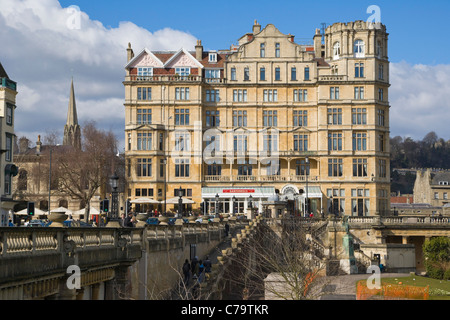 Pierrepont Street, Orange Grove aus North Parade, Bath, Somerset, England, UK Stockfoto