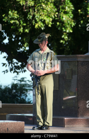 Australische Armee Soldaten an einem Vietnam-Denkmal in Darwin, NT, Australien am 18. August 2006 Stockfoto