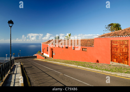 Casa del Vino La Baranda, Weinmuseum, ehemaliges Bauernhaus in eine traditionelle kanarische Architektur, El Sauzal, Teneriffa, Spanien Stockfoto