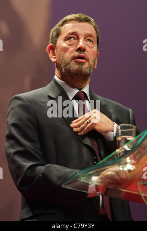 David Blunkett spricht bei der Labour-Partei-Konferenz am 15. Februar 2003 in Glasgow, Schottland, statt. Stockfoto