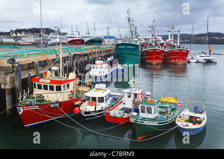 Angelboote/Fischerboote am Dock in Killybegs, County Donegal, Irland Stockfoto