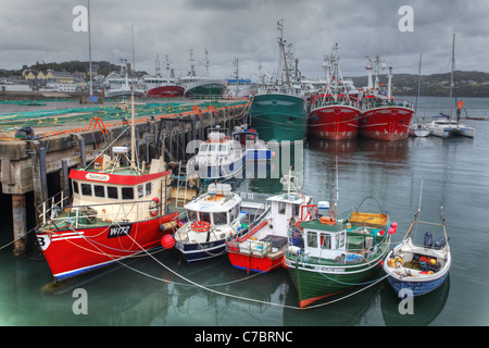 Angelboote/Fischerboote am Dock in Killybegs, County Donegal, Irland Stockfoto