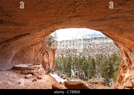 Alkoven-Haus, Bandelier National Monument, New Mexico, USA Stockfoto