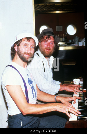 CHAS und DAVE English pop-Rock-Duo mit Charles Hodges (rechts) und David Peacock ca. 1980 Stockfoto