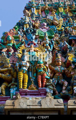 Details an der Außenwand des Meenakshi Amman Tempel in Madurai, Tamil Nadu, Indien. Stockfoto