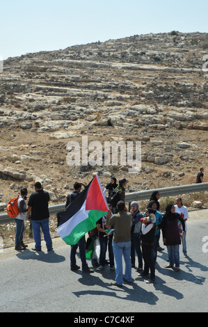 Eine unterdrückte Demonstration von den israelischen Streitkräften in den palästinensischen Dorf von Nabi Salih., wartet die Demonstration für t Stockfoto