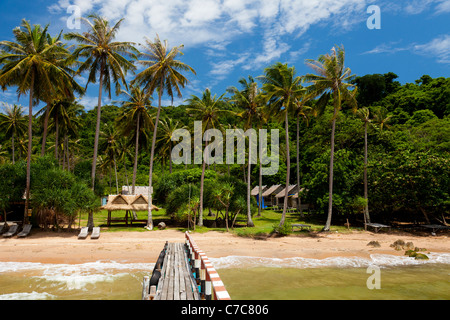 Koh Tonsay Pier und Bungalows - Kep-Provinz, Kambodscha Stockfoto