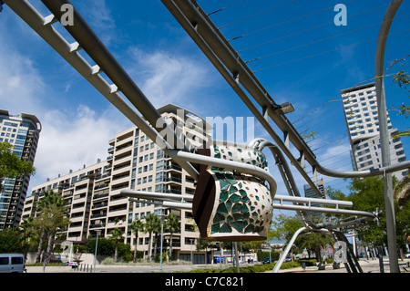 Spanien Barcelona zeitgenössischer Architektur im Bereich Forum. Diagonal Mar Park (2003) von Enric Miralles & Bendetta entworfen Stockfoto