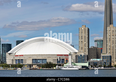 Toronto-Ansicht der Harbourfront, Rogers Centre, Hochhäuser Stockfoto