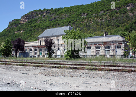 Lexos, SW Frankreich verlassen fast Bahnhof Stockfoto