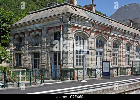 Lexos, SW Frankreich verlassen fast Bahnhof Stockfoto