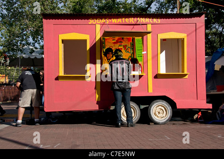 Kreditor Essen Stand mobilen Wagen Stockfoto