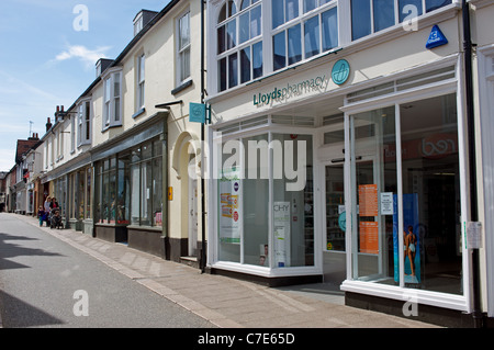 Geschäfte, Durchgangsstraße, Woodbridge, Suffolk, UK. Stockfoto