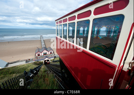 Cliff Draufsicht des Wassers angetrieben Standseilbahn am Saltburn am Meer, Cleveland. VEREINIGTES KÖNIGREICH. Stockfoto