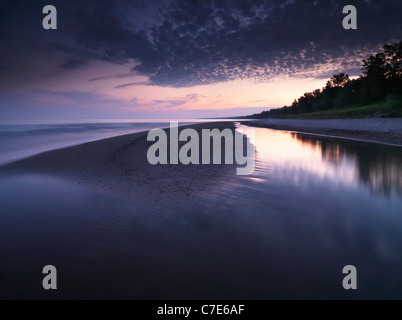 Lake Erie Long Point Beach bei Sonnenuntergang, Ontario, Kanada Stockfoto