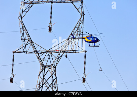 Hubschrauber Einfädeln der Nadelöhrs für die Center-phase Stockfoto