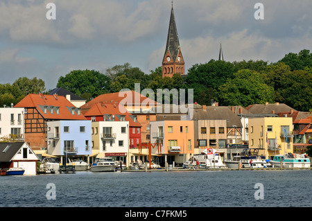 Malchow Hafen Malchow See in der deutschen Seenplatte, Mecklenburg-Vorpommern. Stockfoto