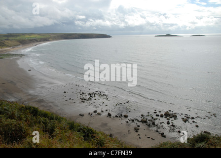 Blick auf Aberdaron Strand und Bucht auf dem Küstenpfad auf die Llyn Halbinsel, Nord Wales Stockfoto