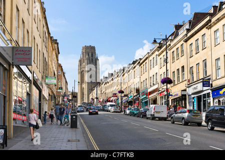 Park Street mit Blick auf das Wills Memorial Building an der University of Bristol, Bristol, Avon, UK Stockfoto