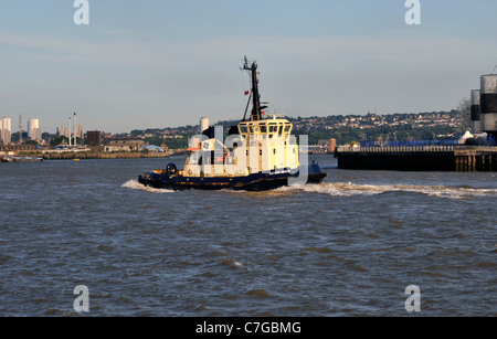 Thames River Boot Schlepper Stockfoto