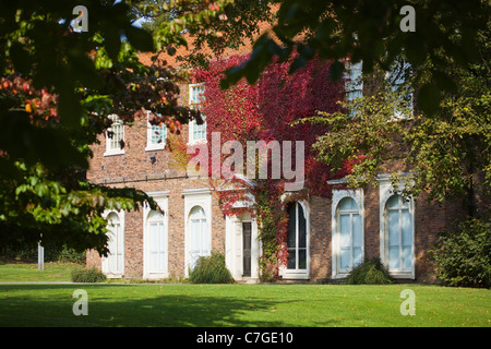 Das Baysgarth-Haus-Museum im Baysgarth Park in der Stadt von Barton auf Humber, North Lincolnshire, England Stockfoto